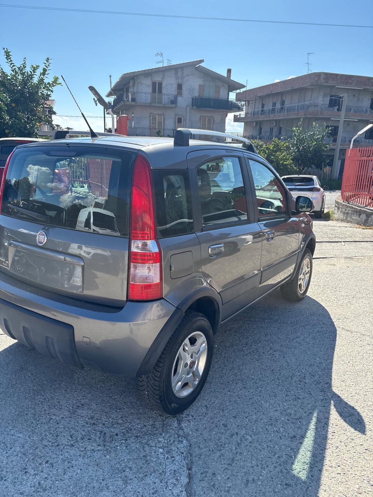 Fiat Panda 1.3 MJT 16V DPF 4x4 Climbing storico manutenzioni!!!