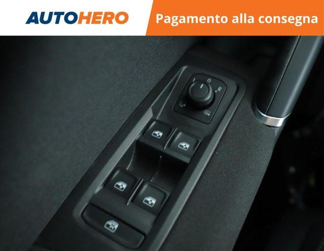 VOLKSWAGEN Touran 2.0 TDI 150 CV SCR DSG Business BlueMotion Technol