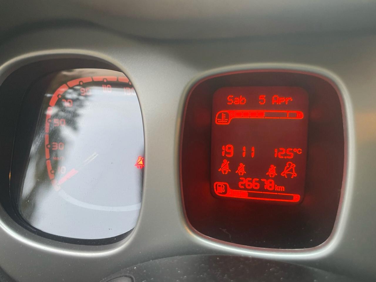 FIAT PANDA CROSS 4x4 1.3 MJT 95 CV S&S - 26000 KM