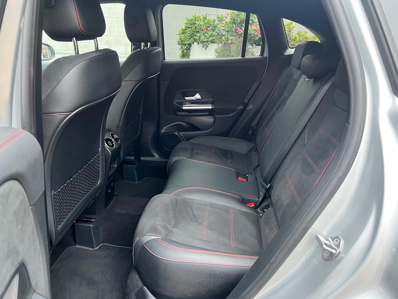 Mercedes-benz GLA 250 e phev (eq-power) Premium AMG AUTO NIGHT PERFETTA!