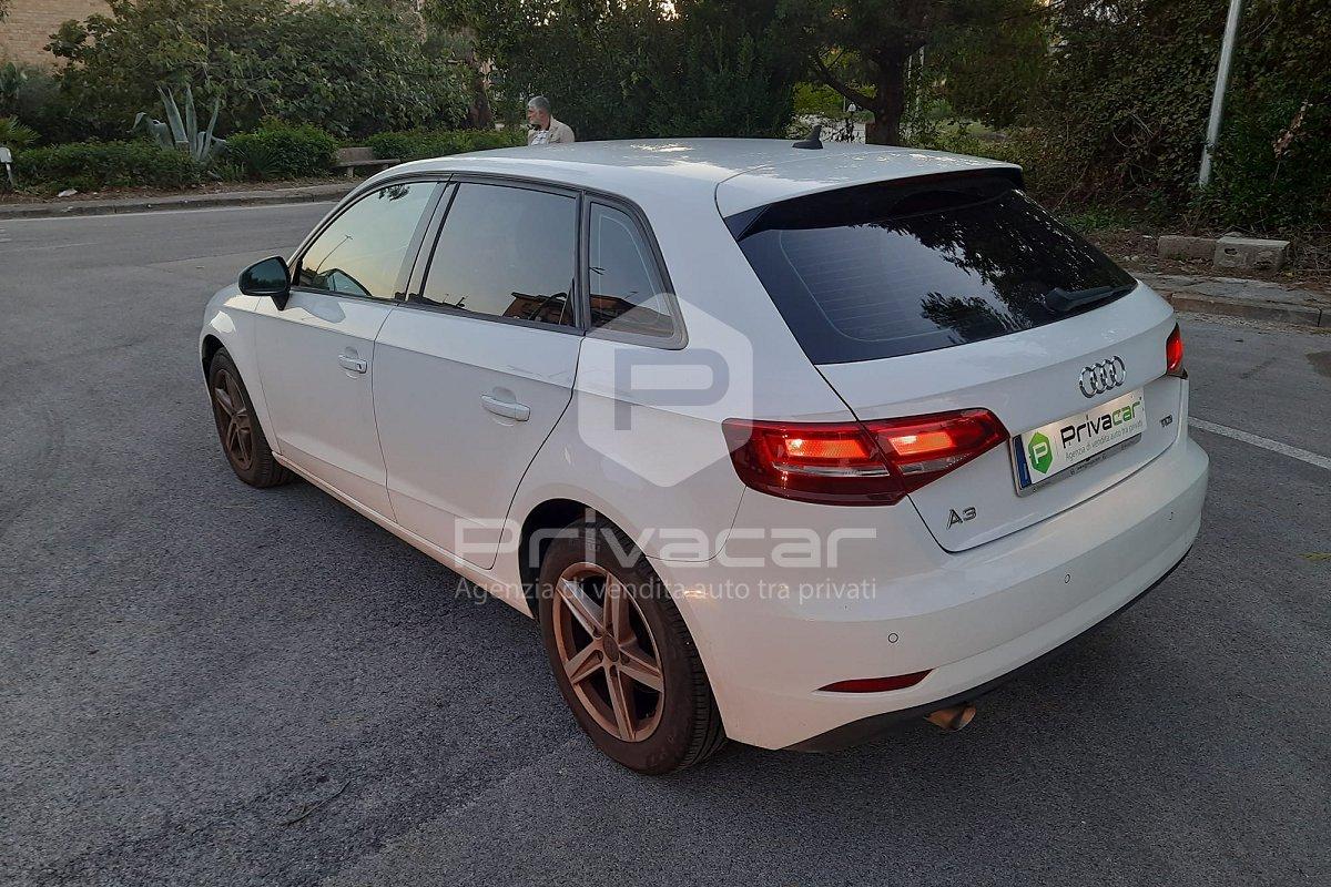 AUDI A3 1.6 TDI 116 CV S tronic Business