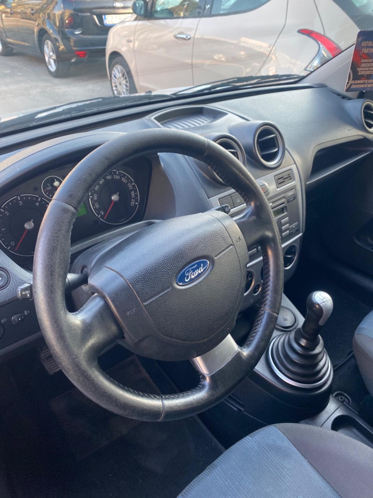 Ford Fiesta 1.4 TDCi 2006 TAGLIANDATA