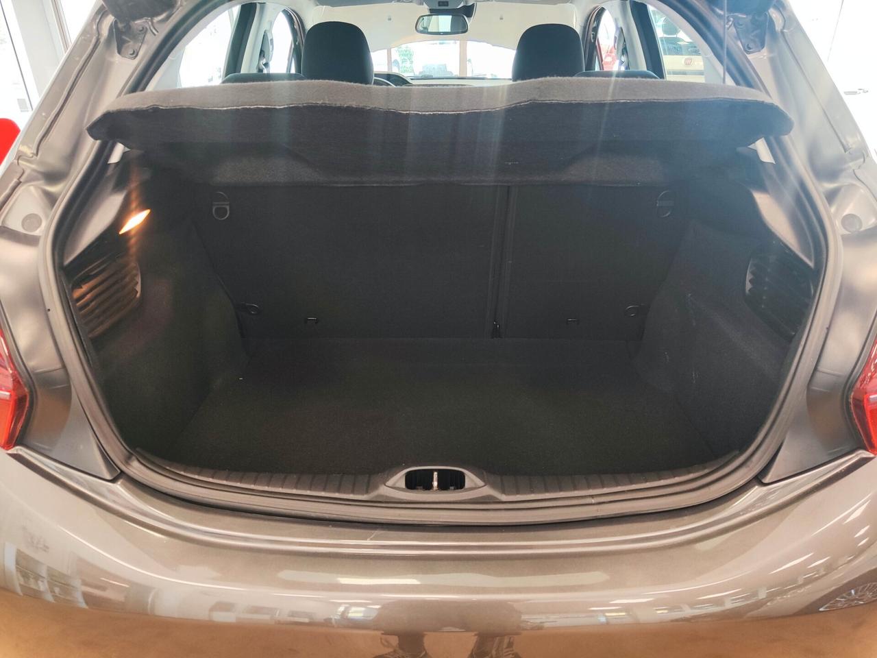 Peugeot 208 1.2 benzina AUTOMATICA-UNICO PROPRIETARIO-