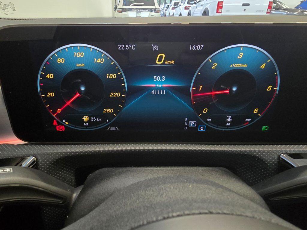Mercedes-Benz CLA 200 d Automatic Premium + Tetto