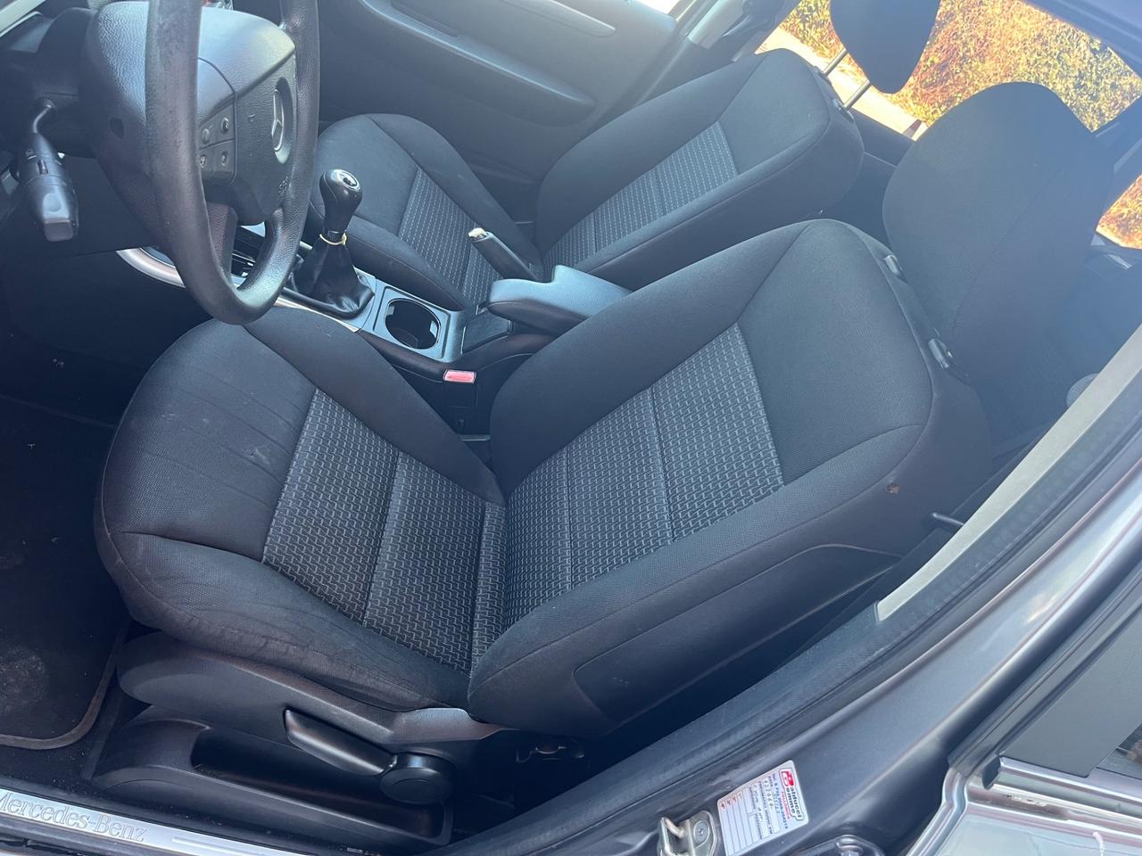 Mercedes-benz B 180 CDI PREMIUM 2011