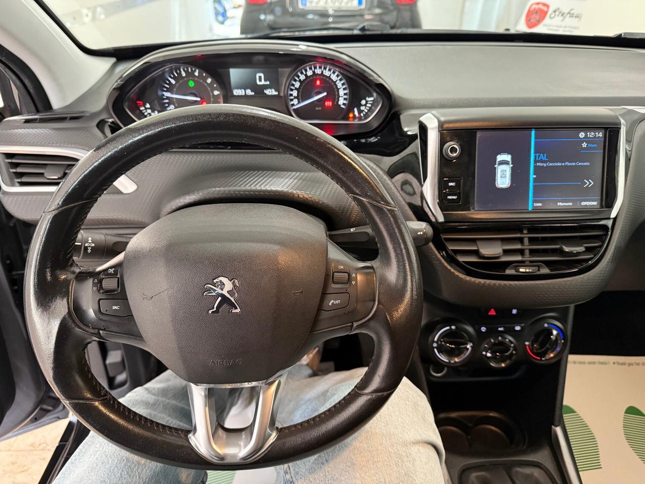 Peugeot 2008 PureTech 82cv Allure