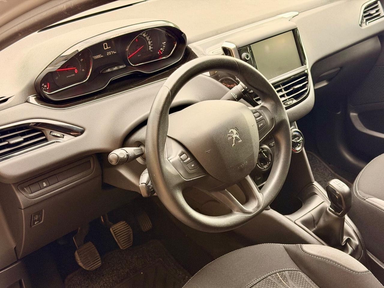 Peugeot 208 1.4 HDi 50kw OK NEOPATENTATI
