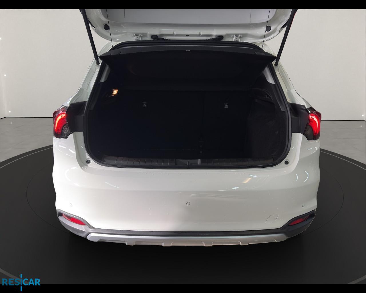 FIAT Tipo 5p 1.5 t4 hybrid Cross 130cv dct