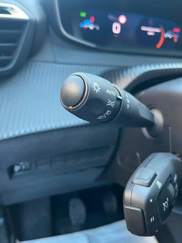 Peugeot 2008 1.2 puretech Allure s&s 100cv