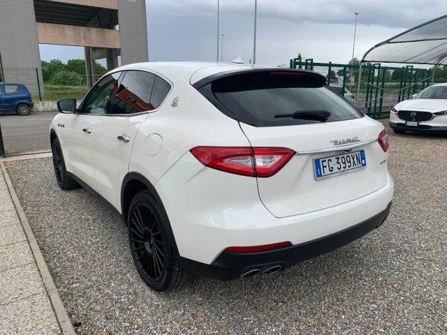 MASERATI Levante V6 Diesel 275 CV AWD