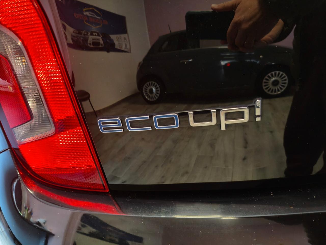 VOLKSWAGEN UP 1000 A METANO FULL OPTIONAL