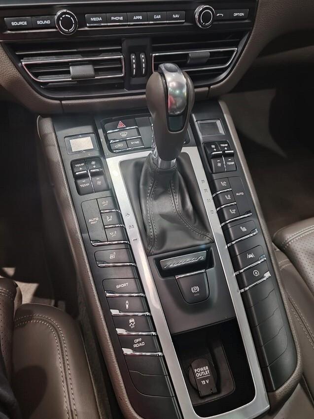 Porsche Macan 2.0