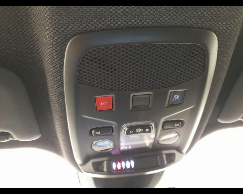 Jeep Avenger E-Hybrid Altitude 1.2 110cv Dct Mhev