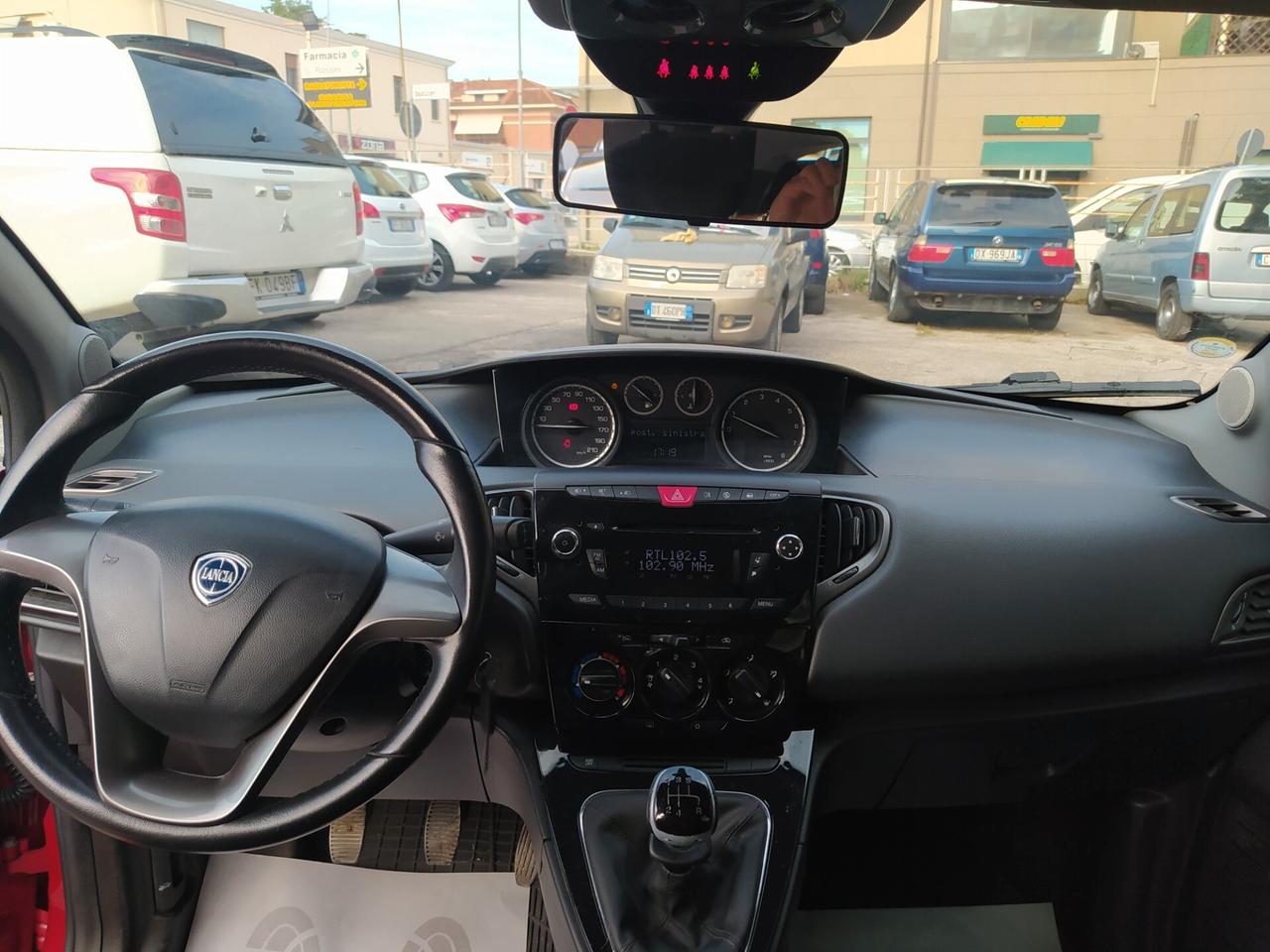 Lancia Ypsilon 1.2 69 CV 5 porte Silver Neopatentati SOLO 89000 KM