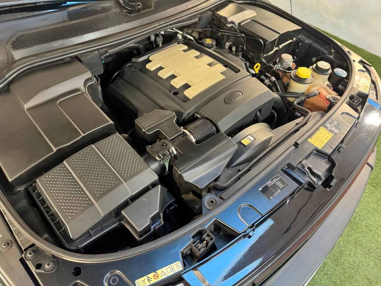 Land Rover Discovery 3 4.4 V8 HSE FULL OPTIONAL E4