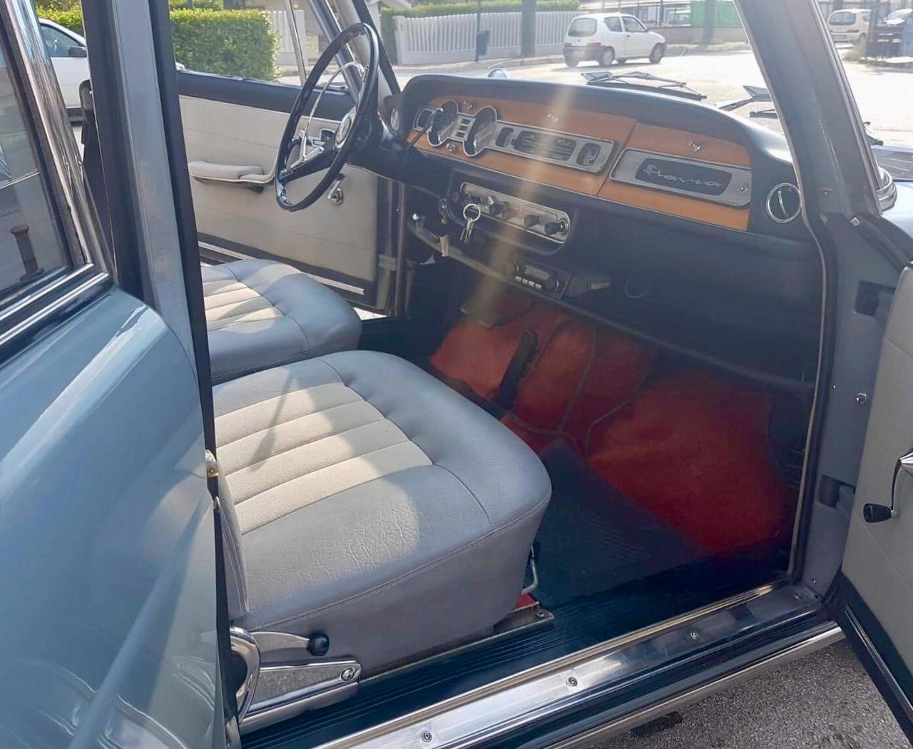 Lancia Flavia 200