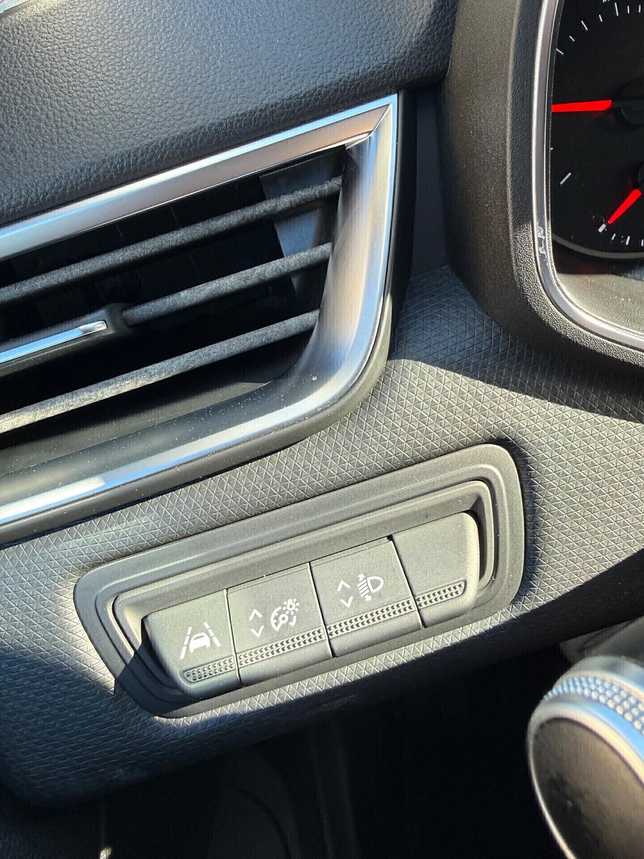 Renault Clio 1.5 Diesel nuovo modello uni proprietario X neo patentati