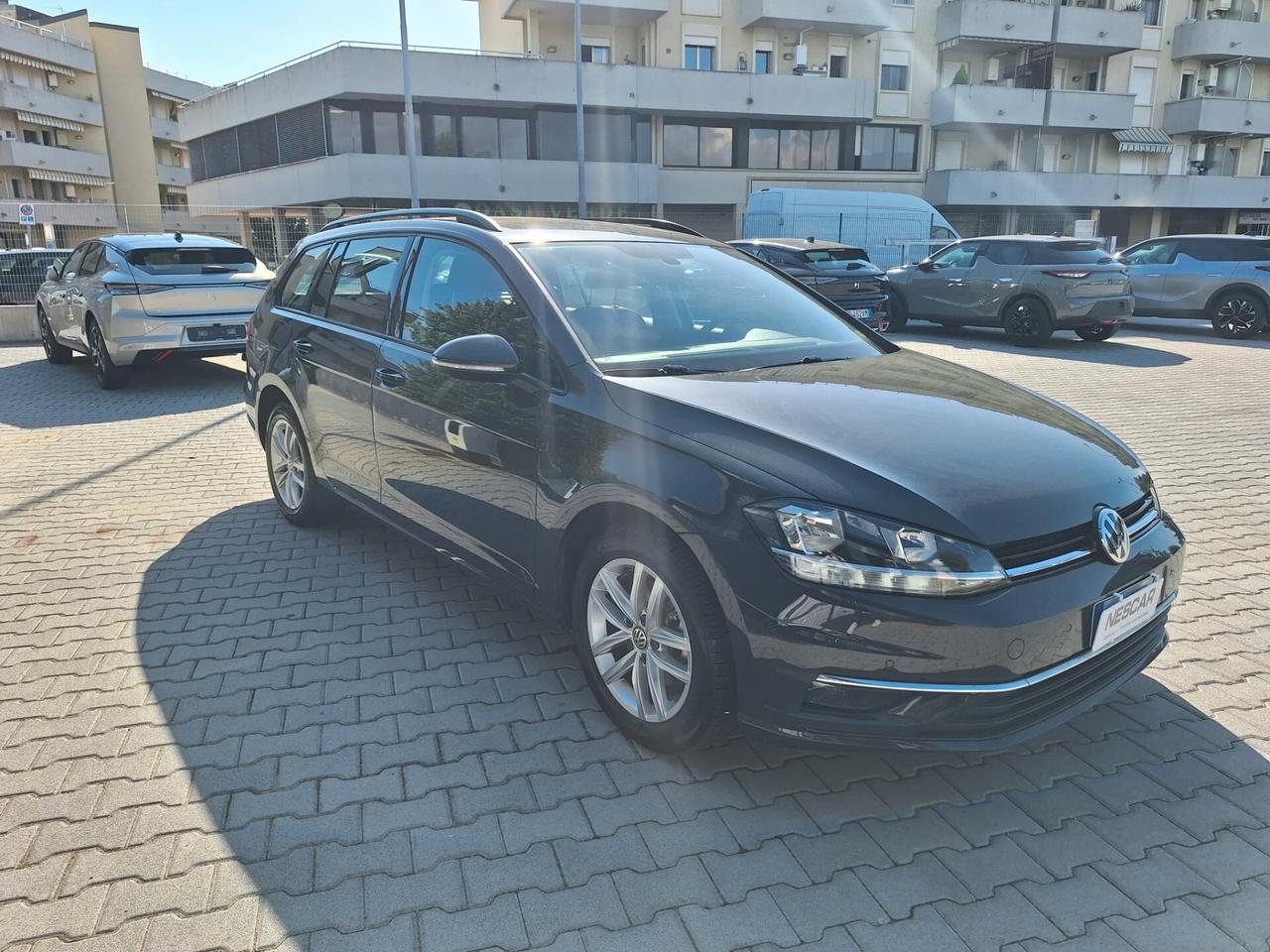 Volkswagen Golf Variant Business 1.6 TDI 115 CV Bmt IVA ESPOSTA