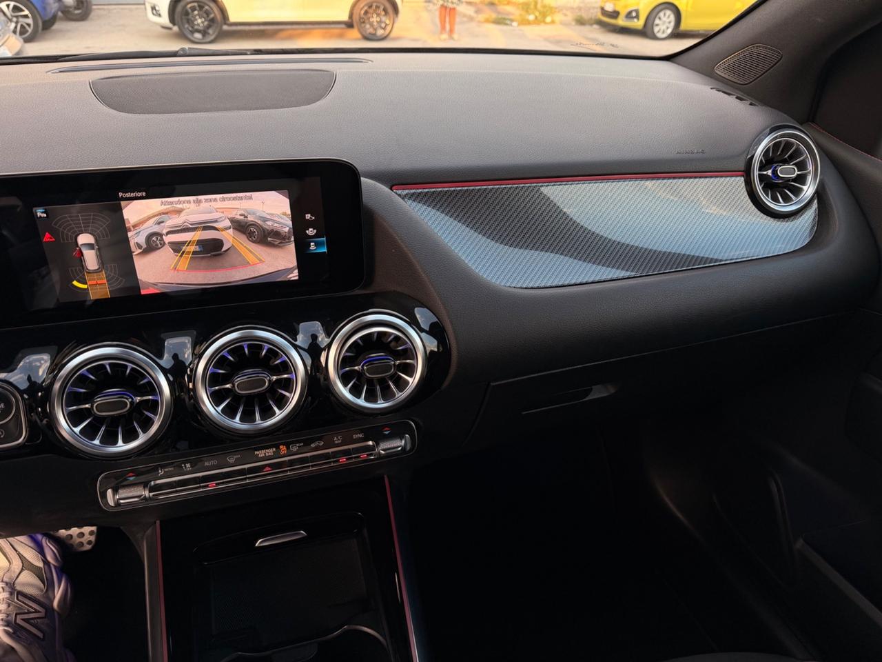 Mercedes-benz B 180 d Automatic Premium AMG KIT LUCI