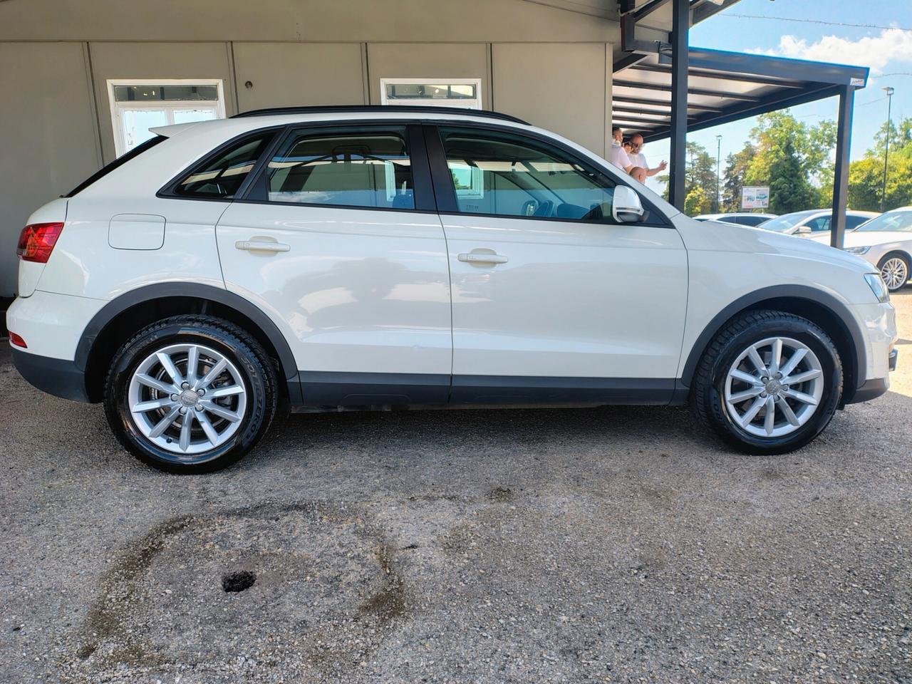Audi Q3 2.0 TDI quattro BUSINESS PLUS