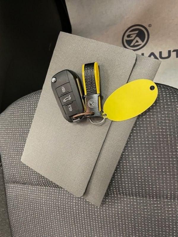 Opel Crossland Elegance 1.2 T 110cv MT6