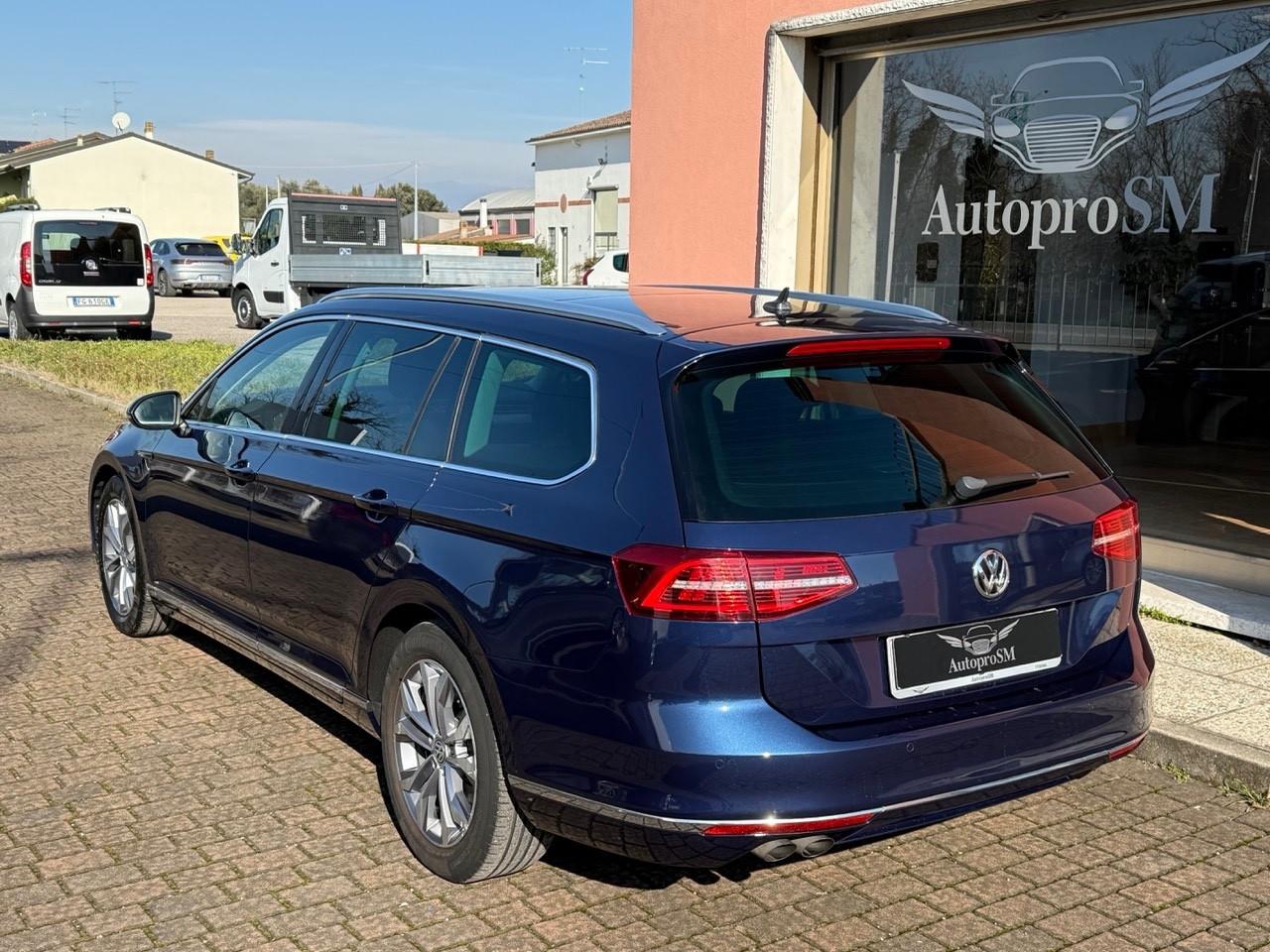 VW Passat 2.0 TDI SCR 190 CV 4MOTION DSG Executive BMT