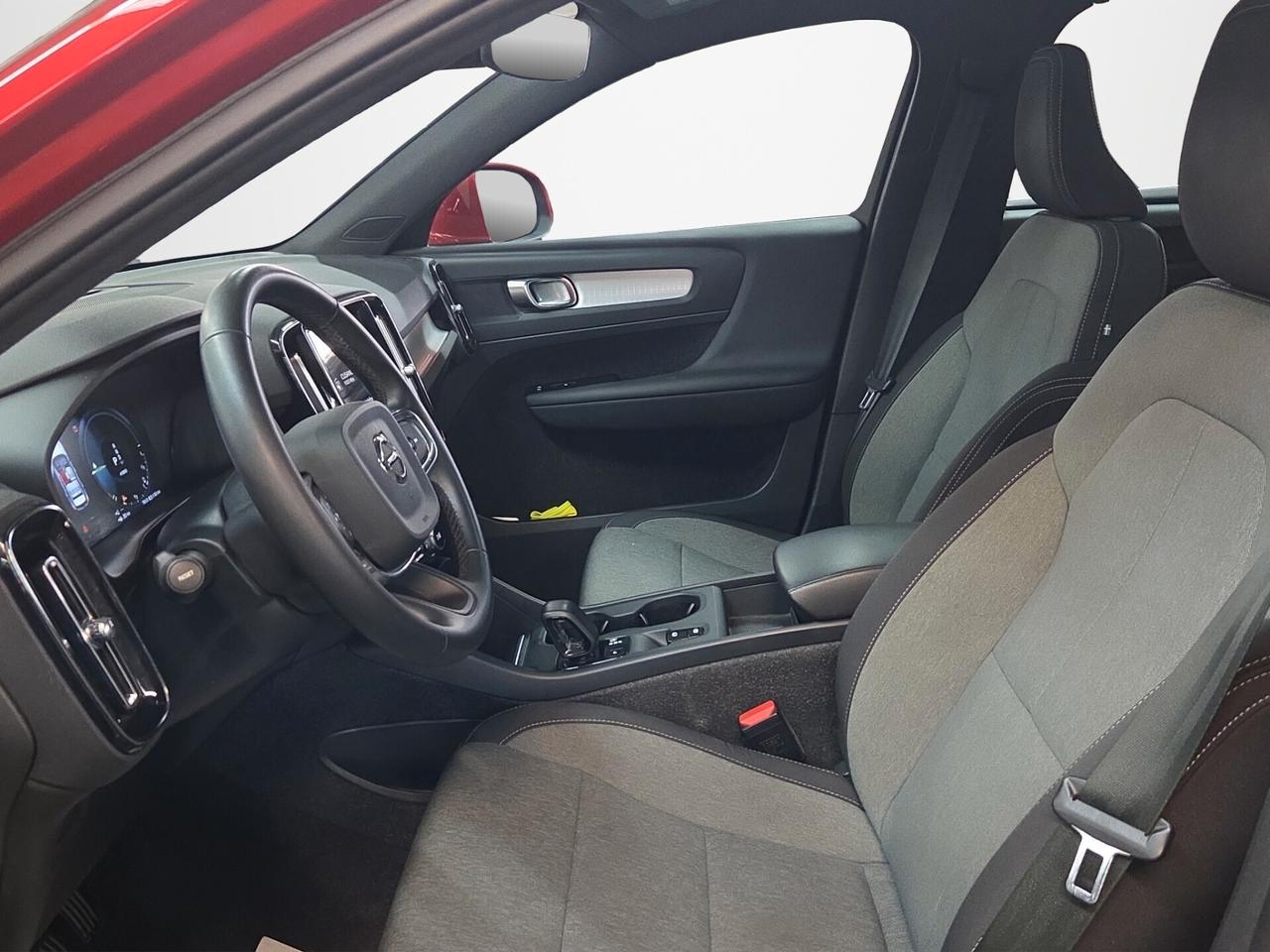 Volvo XC40 T5 Recharge Plug-in Hybrid Inscription Expression
