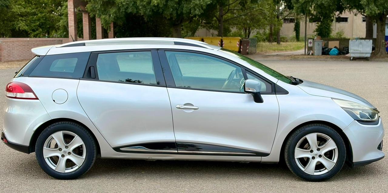 Renault Clio Sporter 1.2 75CV Live