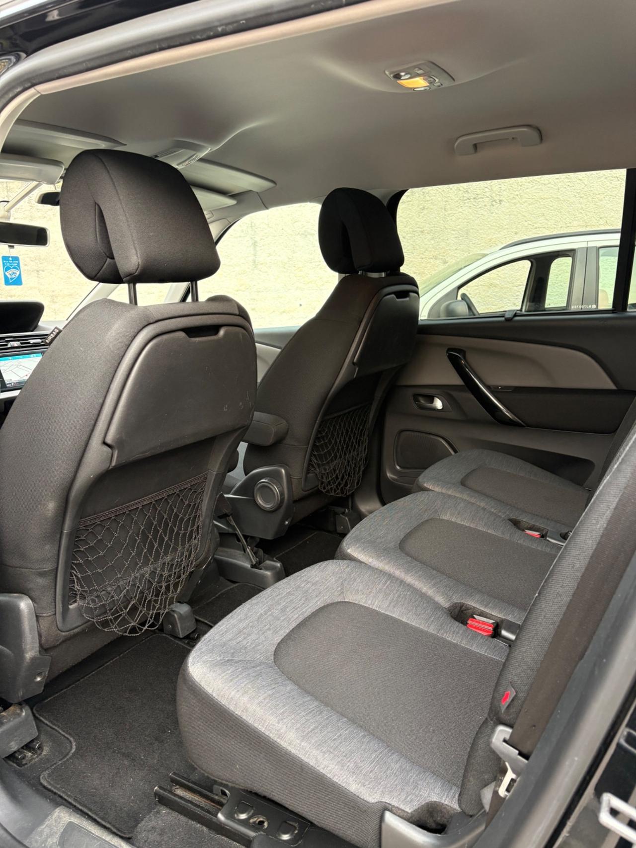 Citroen Grand C4 Picasso HDi 120cv automatico