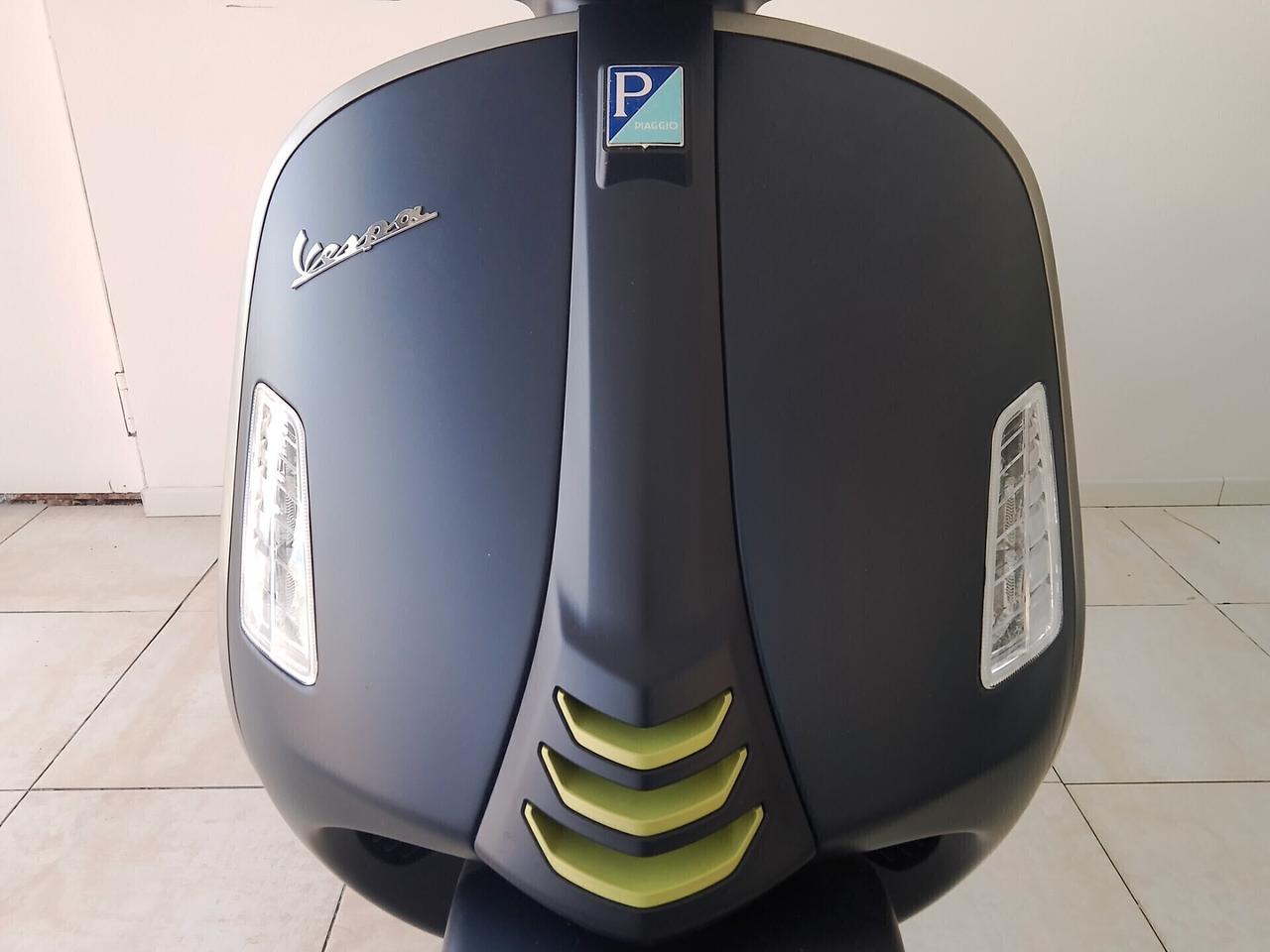 Vespa GTS 300 Super tech