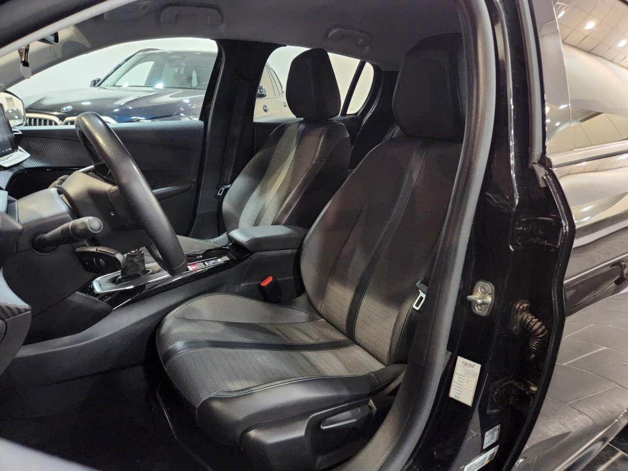 Peugeot 208 PureTech 100 Stop&Start 5 porte Allure
