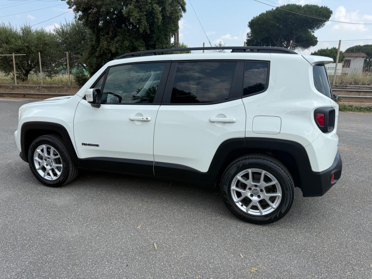 Jeep Renegade 4xe eletttica/benzina