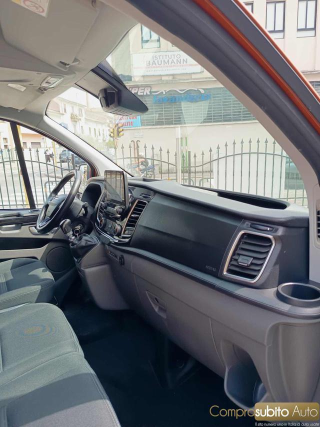 FORD Transit Custom 320 2.0 EcoBlue 6 POSTI 130 PC Combi + IVA 22%