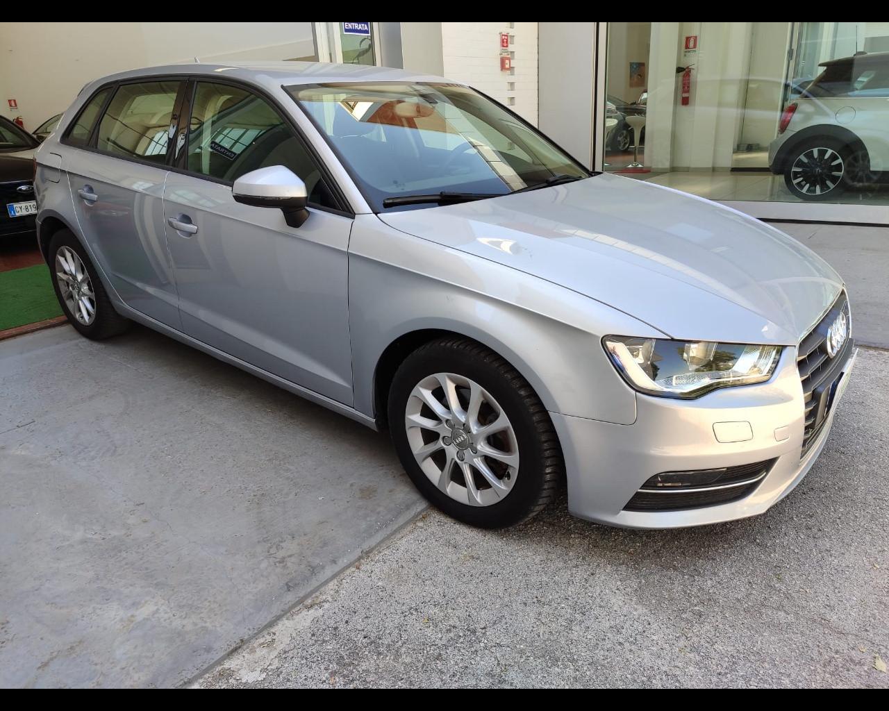 AUDI A3 SPB 1.6 TDI clean diesel Attraction