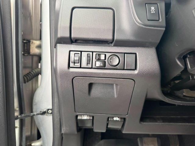 ISUZU D-Max 2.5 Space Cab Solar A/T 4WD