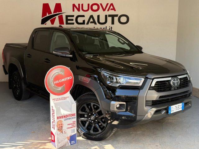 TOYOTA Hilux 2.8 D A/T 4WD 4 porte Double Cab Invincible