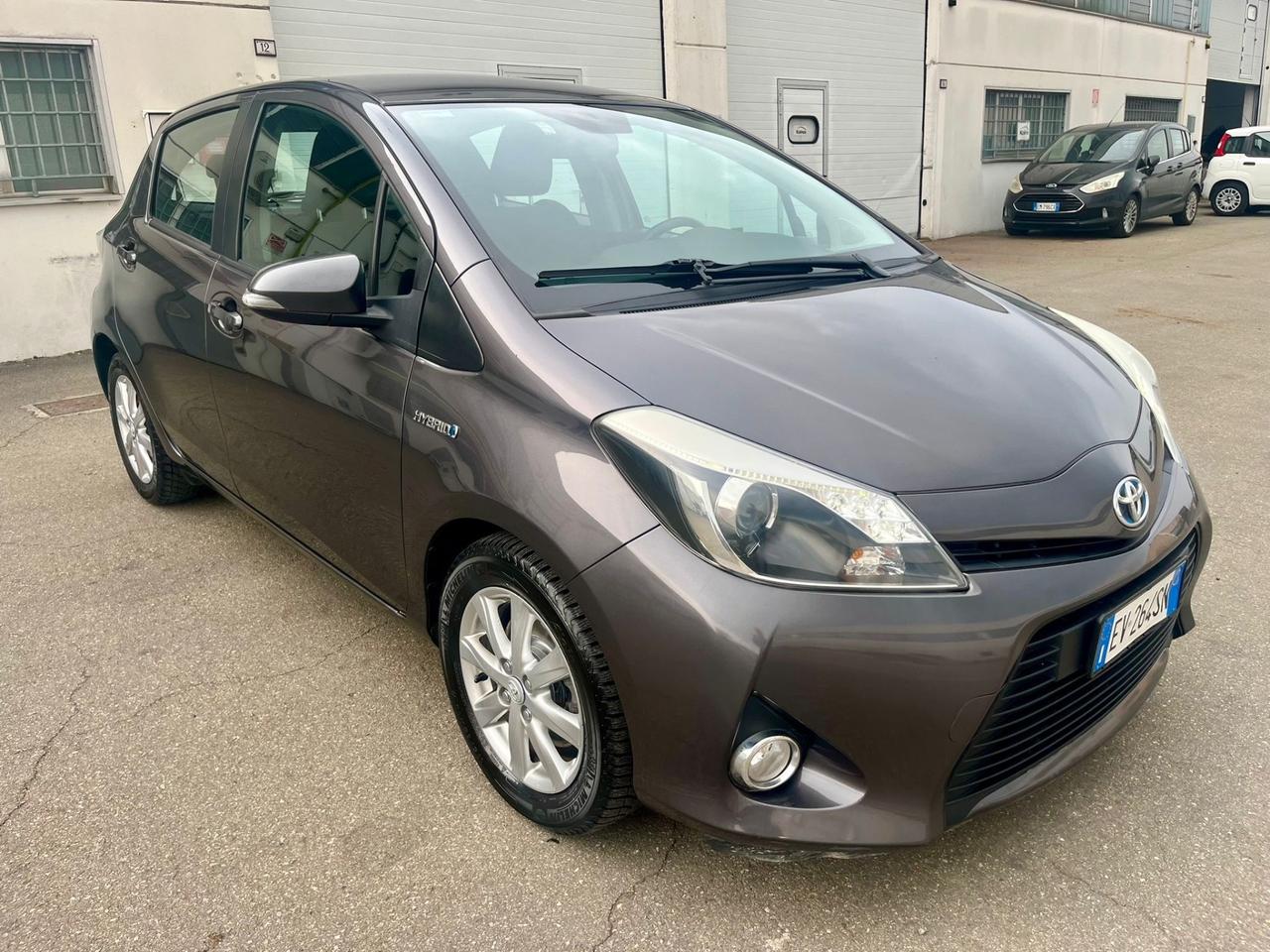 Toyota Yaris 1.5 Hybrid 2014 131.000km perfetta