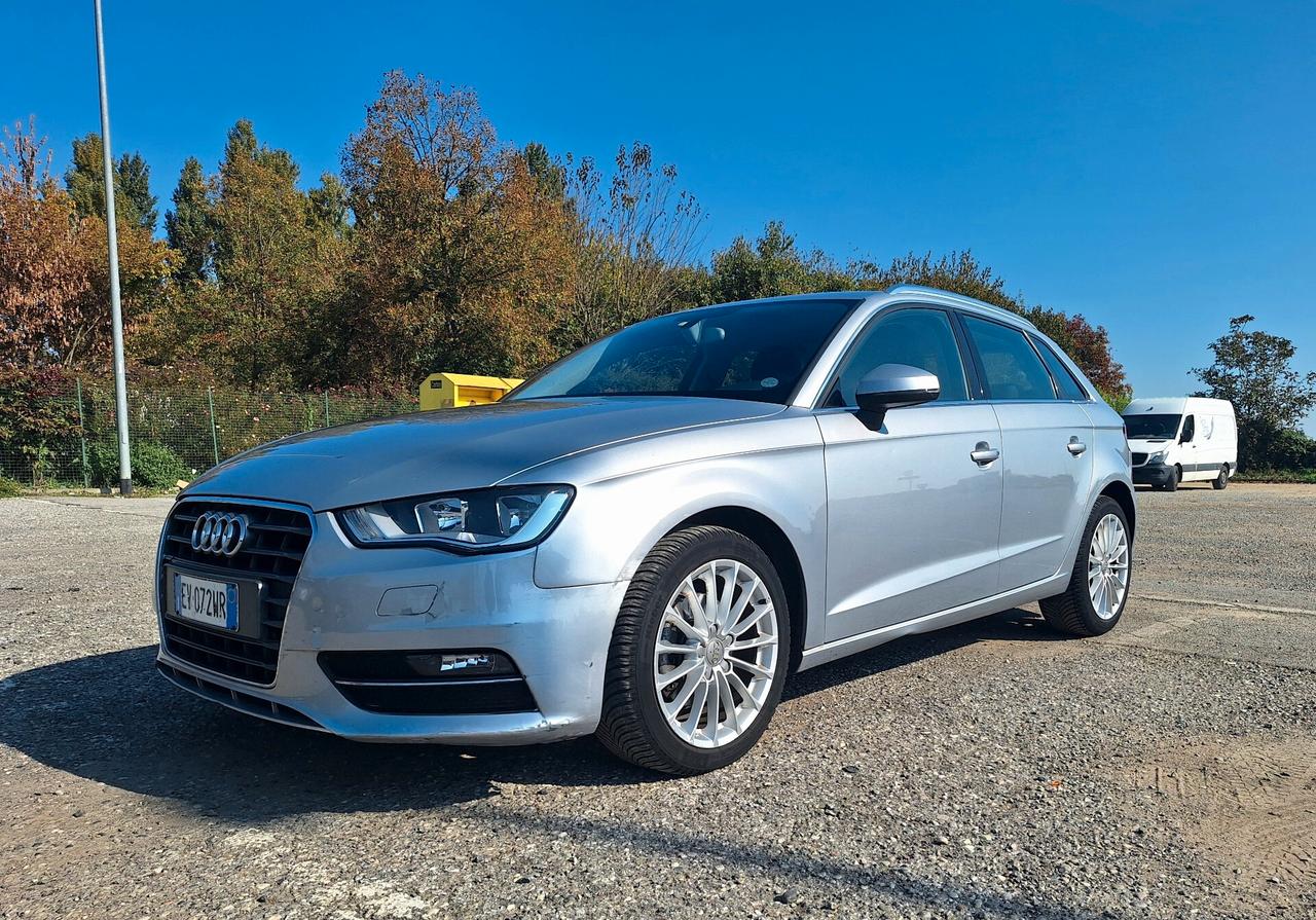 Audi A3 SPB 1.6 TDI ultra Attraction