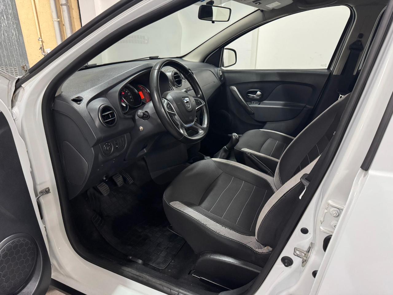 Dacia Sandero Stepway 1.5 Blue dCi 95 CV Comfort