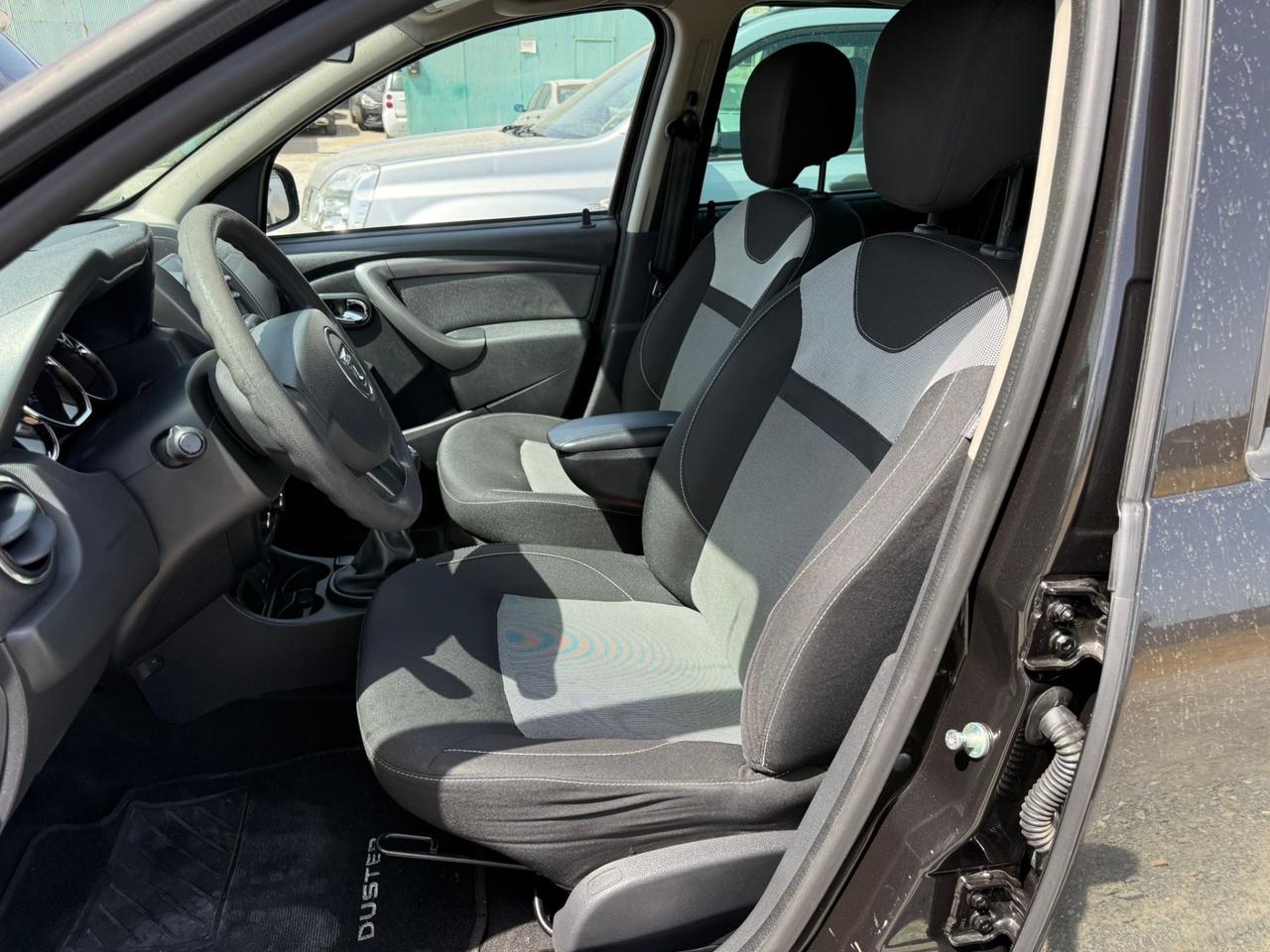 Dacia Duster 1.5 dCi 110CV 4x2 Lauréate- Neopatentati