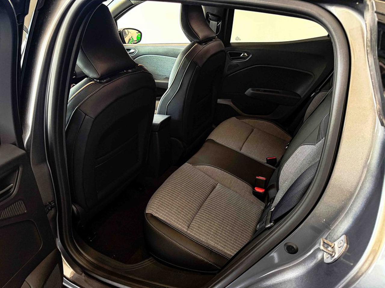 Renault Clio 1.0 tce techno 90cv