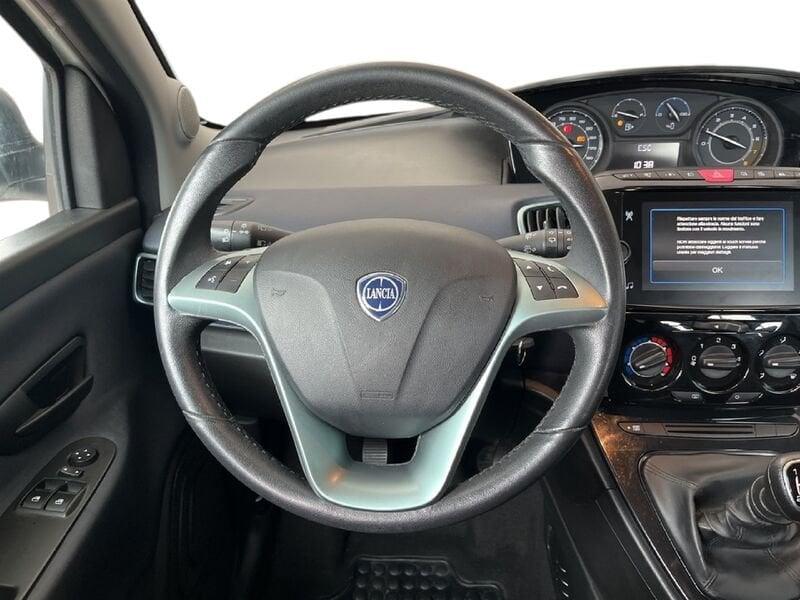 Lancia Ypsilon III 2021 1.0 firefly hybrid Gold Plus s&s 70cv 5p.ti