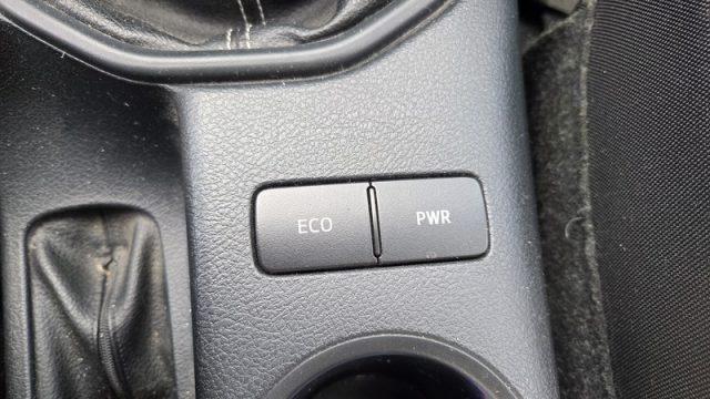 TOYOTA Hilux 2.4 D-4D 4WD 4 porte Double Cab Comfort PERMUTE