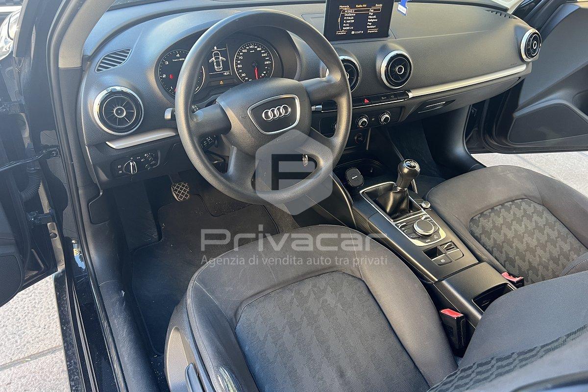 AUDI A3 1.6 TDI Attraction