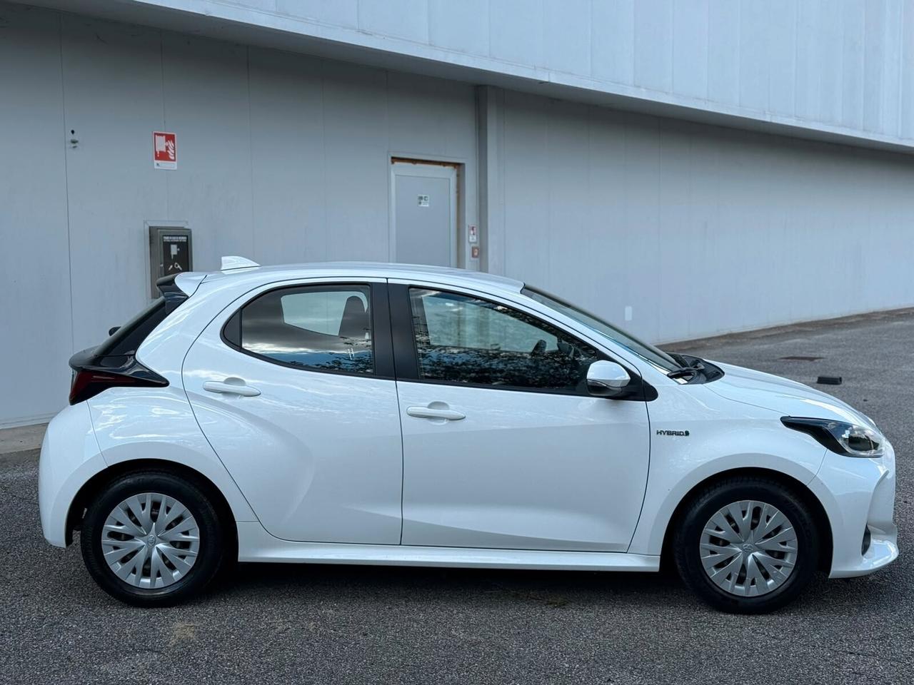 Toyota Yaris 1.5 Hybrid 5 porte Business