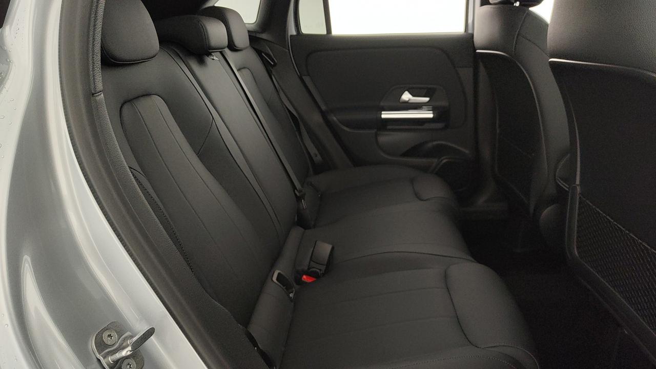 Mercedes-Benz GLA 200 d automatic