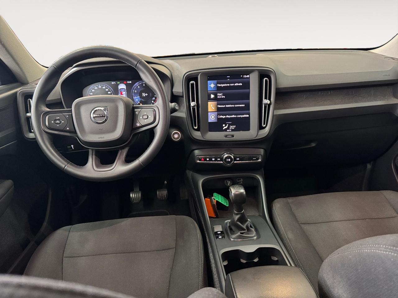VOLVO XC40 1.5 t2 Momentum