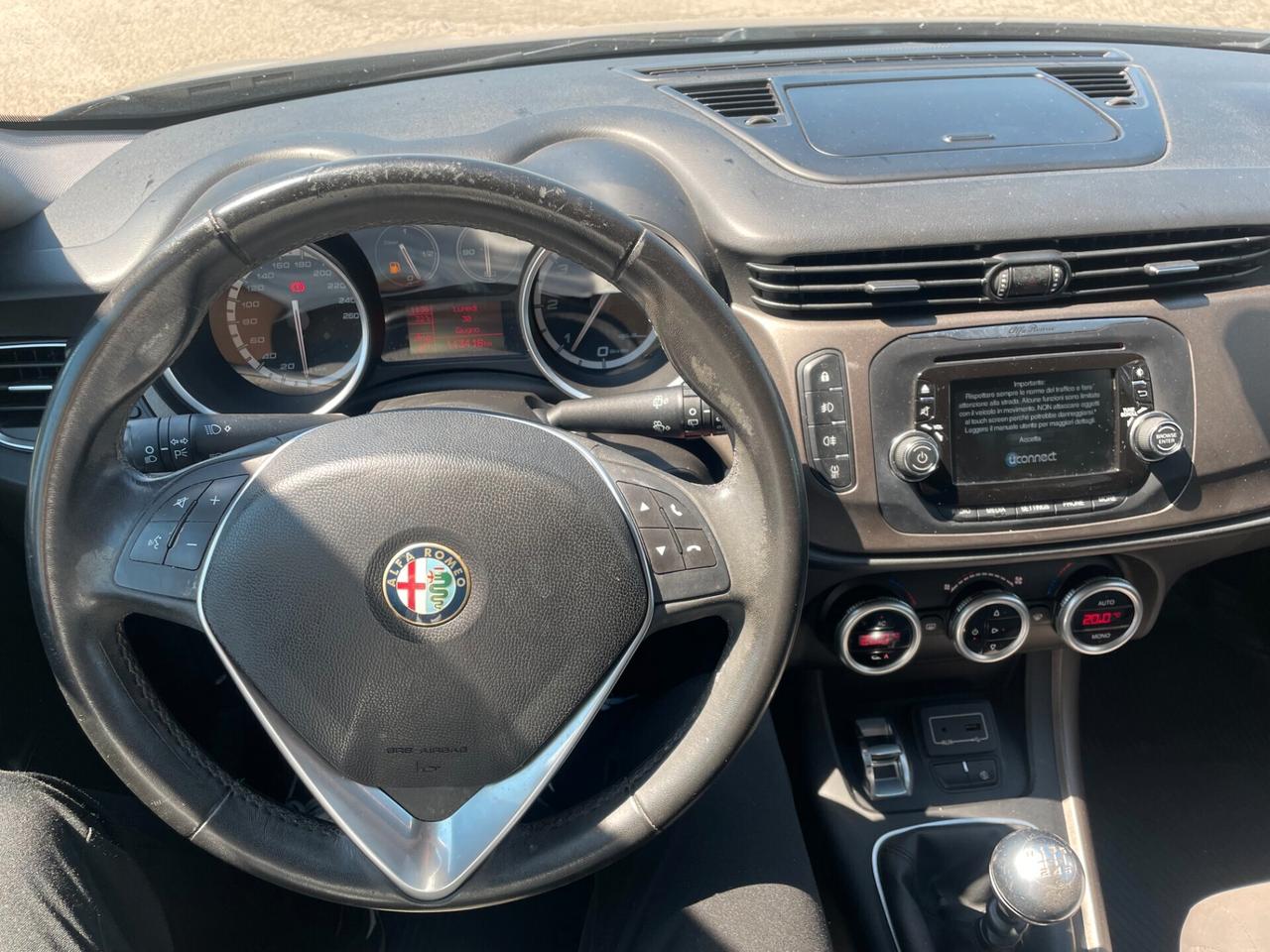 Alfa Romeo Giulietta 1.6 JTDm-2 105 CV Distinctive DISTRIBUZIONE NUOVA