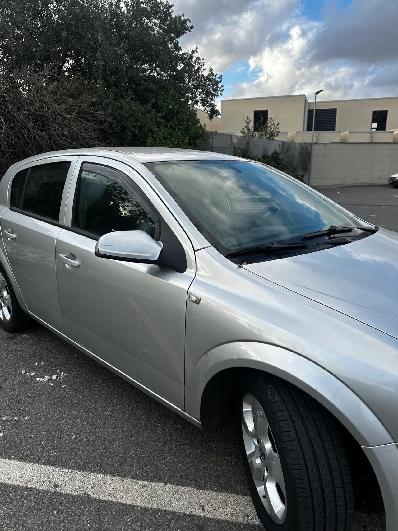 Opel Astra 1.7 CDTI 101CV 5 porte Cosmo