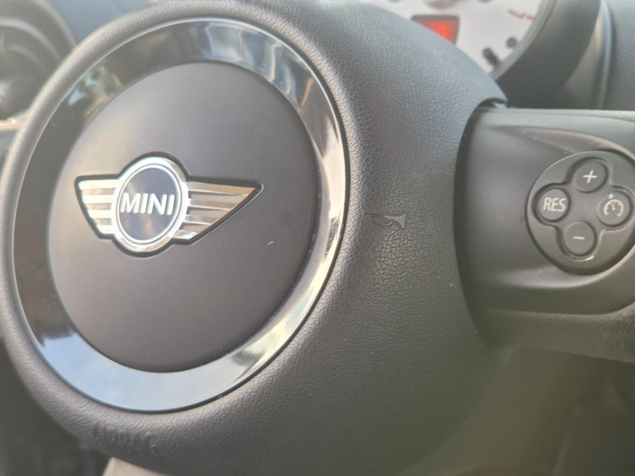 Mini Cooper Countryman 1.6 D 110cv